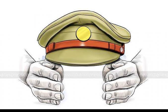 sawad_kallarpe's tweet photo. ವಿಟ್ಲ ಪೋಲಿಸ್ ಠಾಣೆ ಸಿಬ್ಬಂದಿಗೆ ಕೋರೋನ ಪಾಸಿಟಿವ್ , ಇವರ ಸಂಪರ್ಕದ ಕಾರಣದಿಂದ
 ಪುತ್ತೂರು ಪೋಲಿಸ್ ಠಾಣೆ 8 &amp; ಸಂಪ್ಯ ಪೋಲಿಸ್ ಠಾಣೆ 1 ಸಿಬ್ಬಂದಿಗಳು ಕ್ವಾರ��ಟೈನ್‌ಗೆ
ಮಾನ್ಯ @CMofKarnataka ಪೋಲಿಸ್ ಸಿಬ್ಬಂದಿಗಳಿಗೆ ಸೂಕ್ತ ಸುರಕ್ಷತಾ ಸಲಕರಣೆಗಳನ್ನು ನೀಡಿ, ಆರರಕ್ಷಕರನ್ನು ರಕ್ಷಣೆ ಮಾಡುವುದು ಸರಕಾರದ ಜವಾಬ್ದಾರಿ. @DCDK9 @spdkpolice https://t.co/y3hlAxwJRR