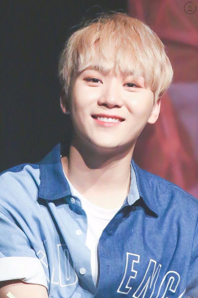 AAAA URI BOO