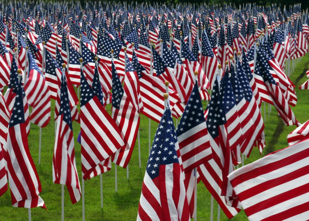 ReeseW's tweet photo. Remembering the brave servicemen and women who sacrificed everything to keep us safe. Your memory lives on forever. 🇺🇸❤️ #MemorialDay https://t.co/vcYifPygLt