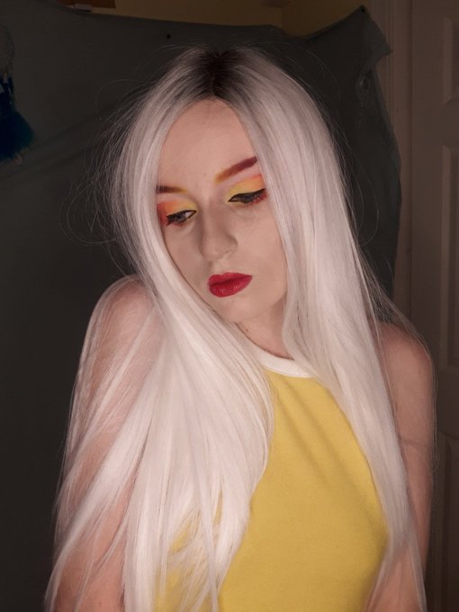 2 pic. I got some new hair and tried a new #makeup look.? now I am a literal flaming homosexual ?

#femboy