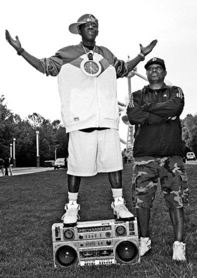 RockTheBells's tweet photo. You bring the speakers, we bring the beats!! We got your playlist ready for the day with the #MemorialMixdown 🔊 Tune in to #RockTheBellsRadio to hear 11 #TIMELESS DJs do their thing 🙌🏾 Free streaming thru May 31!! #StrictlyOG https://t.co/QmTG2aPSbA