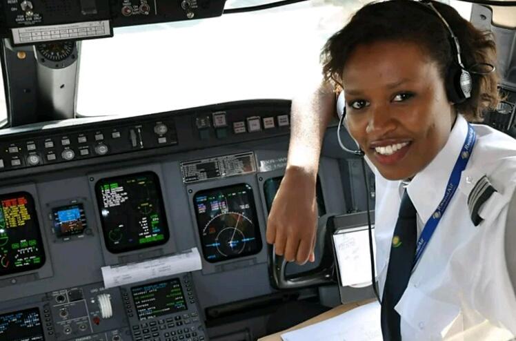 10. Esther Mbabazi - 1st female Rwandese pilot in 2012 aged 26. “Times have changed,” she told CNN. “Women are out there working. Technology has changed, & everyone has the brains to do something. Now it’s not about how big your biceps are or how much energy you have.”