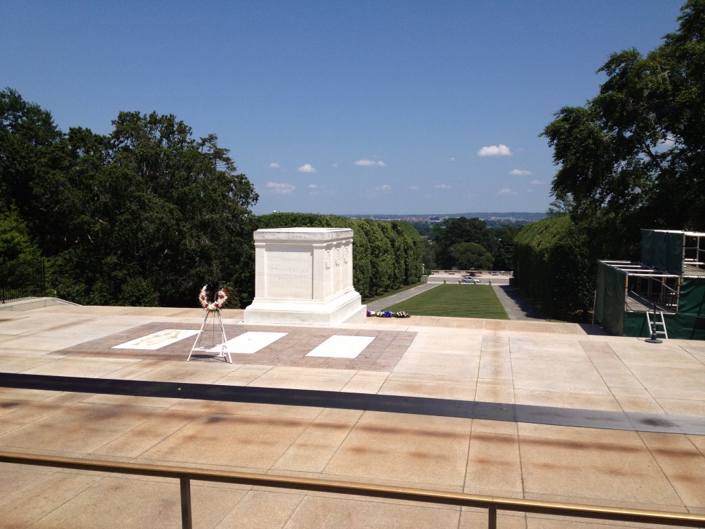 Hayes_bsbl's tweet photo. Remember and Never Forget. Thank you! #MemorialDay #RTH https://t.co/ecq7Ud3ZCe