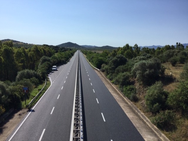 clientiANAS's tweet photo. #Anas #Sardegna

Sulla #SS130 Iglesiente conclusi gli interventi di rifacimento della pavimentazione drenante e della segnaletica orizzontale in tratti saltuari su entrambe le carreggiate tra l'Area metropolitana di Cagliari e la provincia di Sud Sardegna

https://t.co/HUhWuioeok https://t.co/KCoF6fgLkb