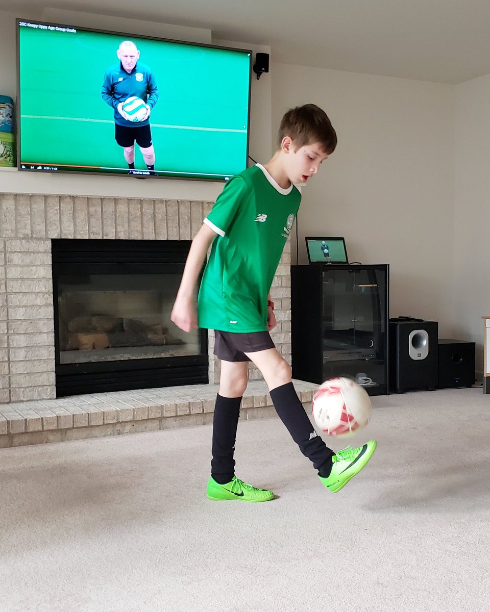 Coach_GeoffL's tweet photo. Here is one of our @TonyGlavin_SC 09 Celtic Elite players working on his Keepy Uppy and moving along with our training videos. Great to see Ivan still getting his work in. #TGSCtraining https://t.co/Cp0G1Ag11q