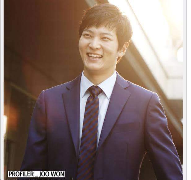 Joo Won but he gets older as you scroll down ─ A thread