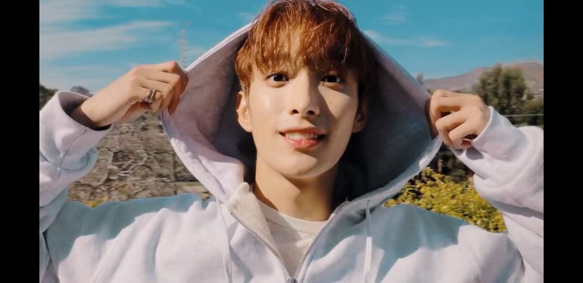 BestBooSeokSoon's tweet photo. Drop your favorite screenshot/s from today's special video from Seventeen along with your message for their 5th year anniversary

Make sure to tag @pledis_17 on your tweets!

#세븐틴 
#SEVENTEEN
#SnapShoot
#SVT_5th_Anniversary
#세븐틴의_빛나는_5주년 https://t.co/96Ocdc3z7j