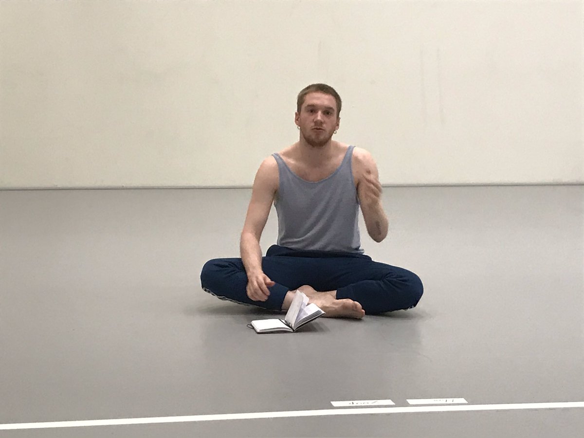 ConnyJanssen's tweet photo. Vandaag met danser Youp Scheffer in de studio
Voor de laatste puntjes op de i van zijn persoonlijke #solo
#MonumentsinSolitude https://t.co/6Am9b8utYW