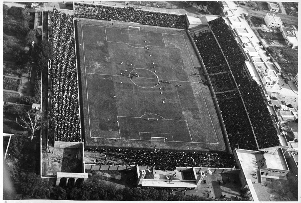 martinelgue's tweet photo. Abro hilo en 3 colores en homenaje al GRAN PARQUE CENTRAL 🔵⚪🔴👇

Un 25 de Mayo como hoy pero de 1900 sé inauguró el mítico Gran Parque Central. Primer estadio mundialista en albergar un partido por la Copa del mundo....👇 https://t.co/ghanbOrPEx