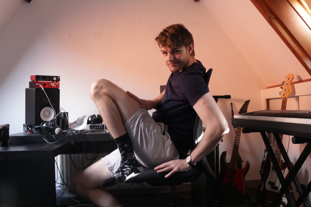 snareskin's tweet photo. you can tell by these socks I know a thing or two about music 🥴

also I'm dropping a new EP on Wednesday 🥁👾 https://t.co/t0GSWT4X5P