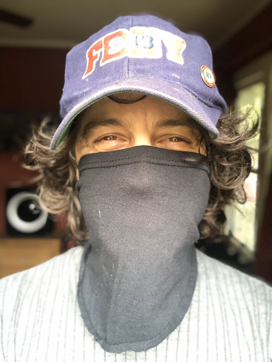 Alex_Polinsky's tweet photo. Wearing a mask in public is patriotic. You are preserving other people’s life, liberty and happiness. I get that you want to be free, and that your face wants to be free but some of your neighbors and friends have weak immune systems and respiratory issues. Wear a mask be a hero https://t.co/rkYdSZJwk1