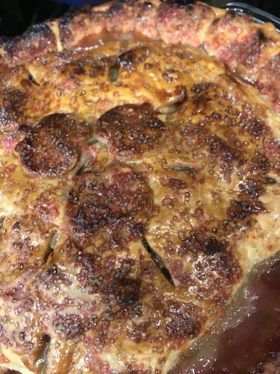 Mom, homemade apple pie and honoring the Men and Women who served this great Nation. In remembrance. 🙏🏻