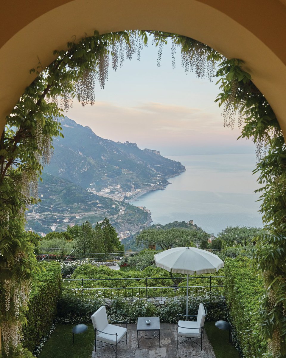 Embark on a tour through Italy from the endless vistas of the Amalfi Coast to the lavish suites of Venice. While we can’t take you there physically right now, we can enjoy a virtual adventure together with our new Travel Dreams AR Filter.
#TheArtOfBelmond

instagram.com/ar/57713572624…