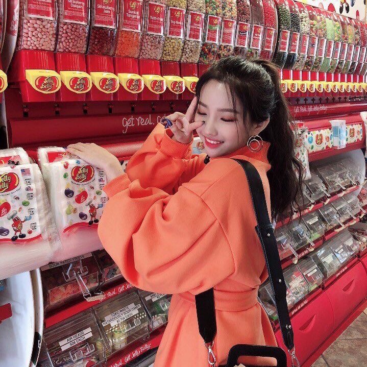 how your camera roll would look like if Jeon Soyeon was your girlfriend- a much needed thread  #GIDLE  #여자아이들 G_I_DLE