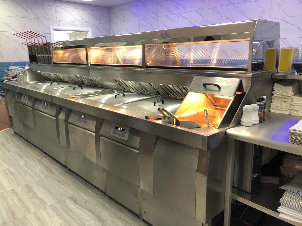 Hopkins_RGM's tweet photo. Training done ✅ built in 4 stage filtration in action Ready to open we wish them all the best &amp; Good luck tomorrow 🙏☘️
Sales@hopkins.biz 0113 2577934
https://t.co/OkJ3favk6K

 #well done team @hopkins_rgm_leeds_ltd  #fish #fishandchips #takeaway https://t.co/ly8pVGXA8Z