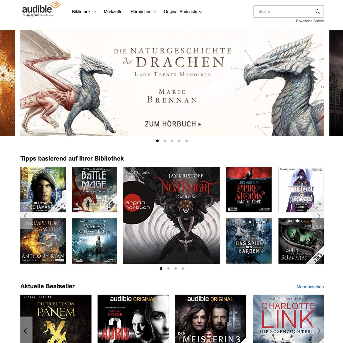 CrossCult's tweet image. Lady Trent liest ihre Memoiren jetzt auch als Hörbuch! #Audible hat ihr sogar ein schönes Werbebanner spendiert. Sabina Godec leiht Isabella ihre Stimme. Sehr passend, wie wir finden. Ende 2020 erscheinen übrigens die Abenteuer von Lady Trents Enkelin bei CrossCult. #MarieBrennan