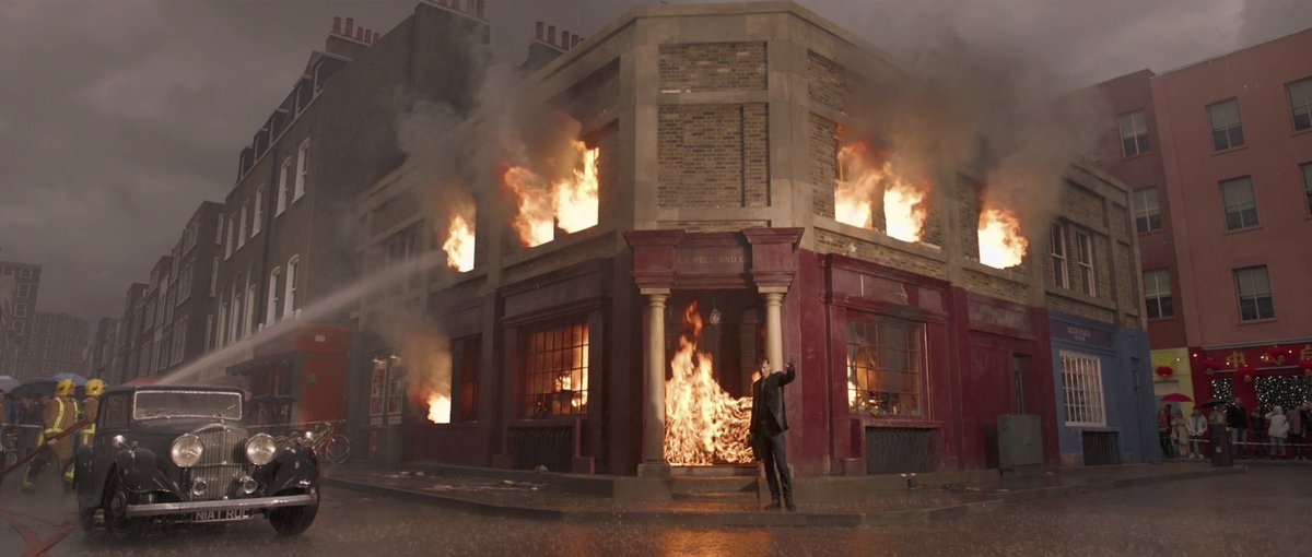 Many scenes in Sherlock look like Aziraphale's bookshop on fire scene
