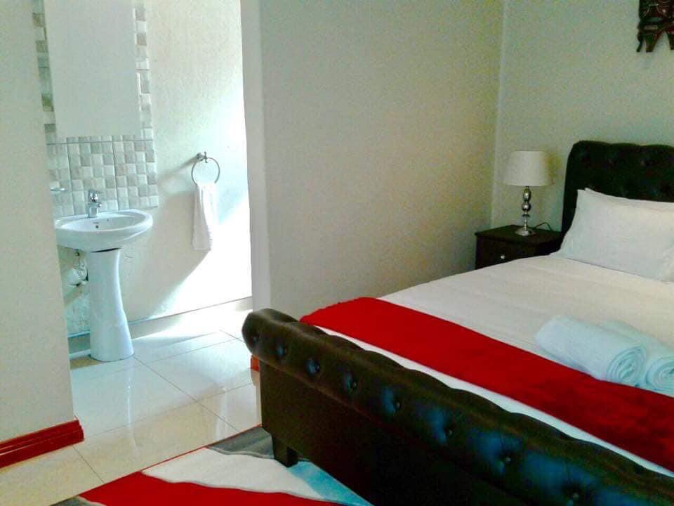 funimamie's tweet photo. Please retweet our customers might be on your timeline.. 

📌Special for Couples❤️. Deluxe room + Braai + swimming =R400. Call 0813714118/ 0664168767 for booking.

Our Location: Limpopo, Phunda maria road Thohoyandou. https://t.co/UxiLnELNRN