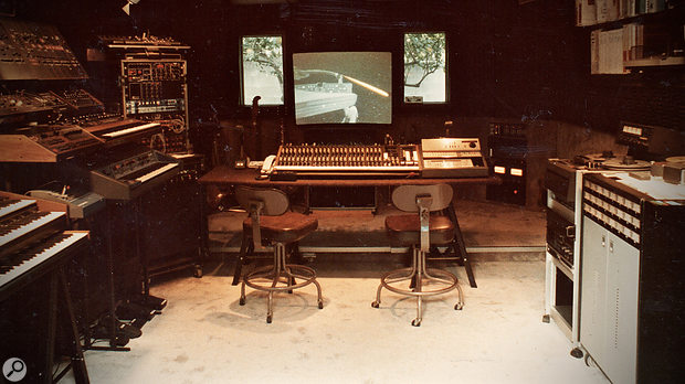 The score used ARP and Prophet-5 synthesizers and a Linn LM-1 drum machine, as well as an acoustic piano and Fender guitars, to create the palette of sounds in the score, while Carpenter composed the melodies on the synthesizer keyboards.
