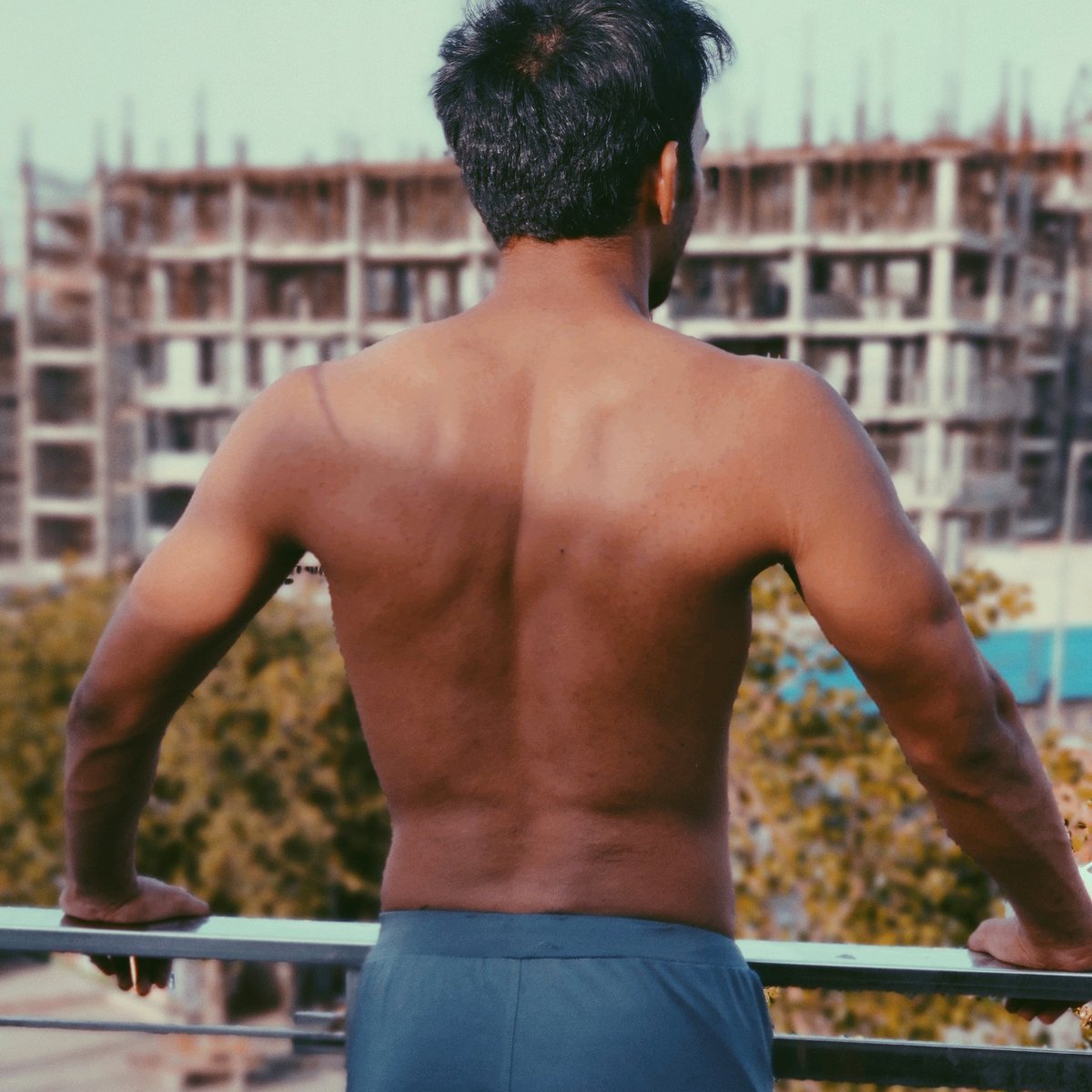 BoathAniket's tweet photo. Regularly Work on body for inner happiness #fitness #TipsToBoostBrainHealth #MantrasForHappyLife #selfcare #motivation #gym https://t.co/YFyMqTHZeV