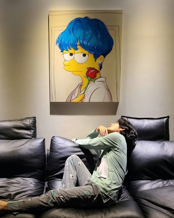 Tae_Argentina's tweet photo. 250520 | INFO
La cuenta de Twitter que hizo el dibujo fue Lazy_Cloud. Su cuenta parece no estar disponible por alguna razón, pero fue #Army que hizo la pintura de #Vimpson.
#BTS #BTSTAE #TAEHYUNG #KIMTAEHYUNG #BTSV #BTSARMY #TAETAE #ARMY #BANGTAN #뷔 #김태형 #방탄소년단 + https://t.co/QolvwShvfC