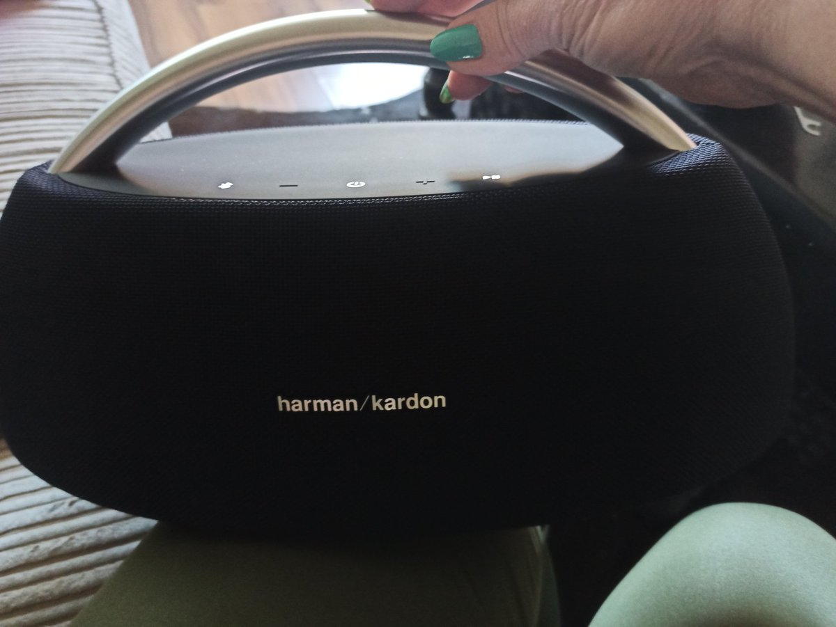 Corine_66's tweet photo. Ohhhhh hier komt een gelรบid uit mensen!! ๐๐๐
@HarmanKardon #dikkeshit #happy https://t.co/C20JigW789