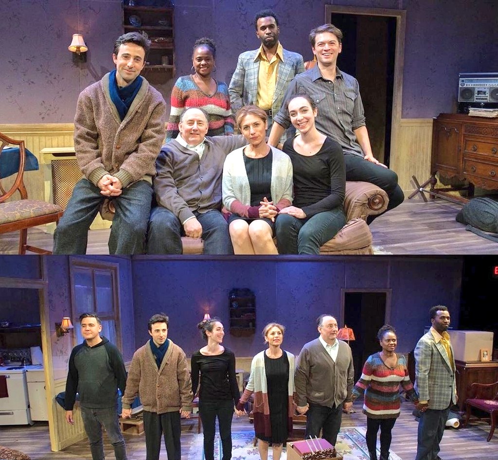 Good evening #Castle Fans!  The first day of the week is over soon!  We hope it was a good one for you! We send you in the evening with some memories of @ThatAryeGross ! We wish you later peaceful dreams!