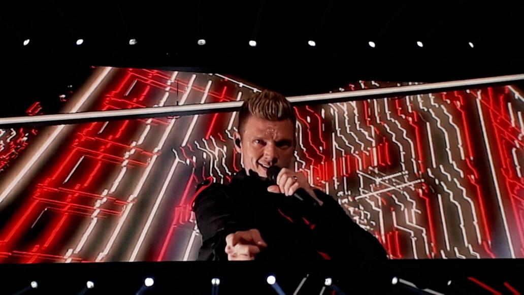 chrispyline's tweet photo. Today one year ago...I reminisce ❤ I miss the feeling and the guys so much 😘 @backstreetboys
@nickcarter @kevinrichardson @howied @aj_mclean @brian_littrell #BSBMAN #dnaworldtour #BackstreetBoys https://t.co/g4ue0saFXt