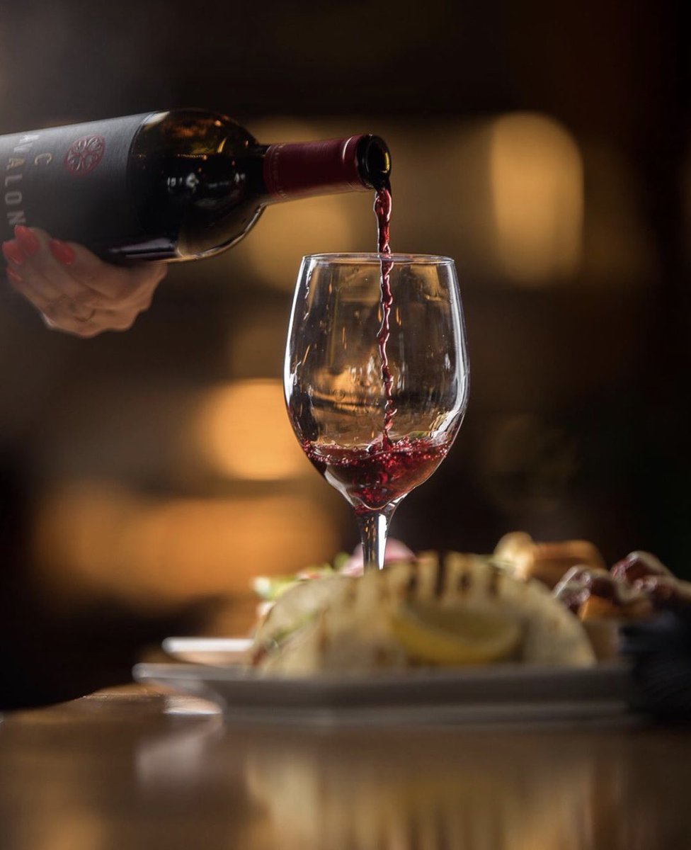 EATBurlON's tweet photo. Happy National Wine Day! Cheers to a beautiful day in #BurlOn How will you be celebrating today? Many #BurlOn restaurants are providing alcohol in their takeout programs #SupportLocal 📸 from @BarraFion https://t.co/5PgfyaDnxA