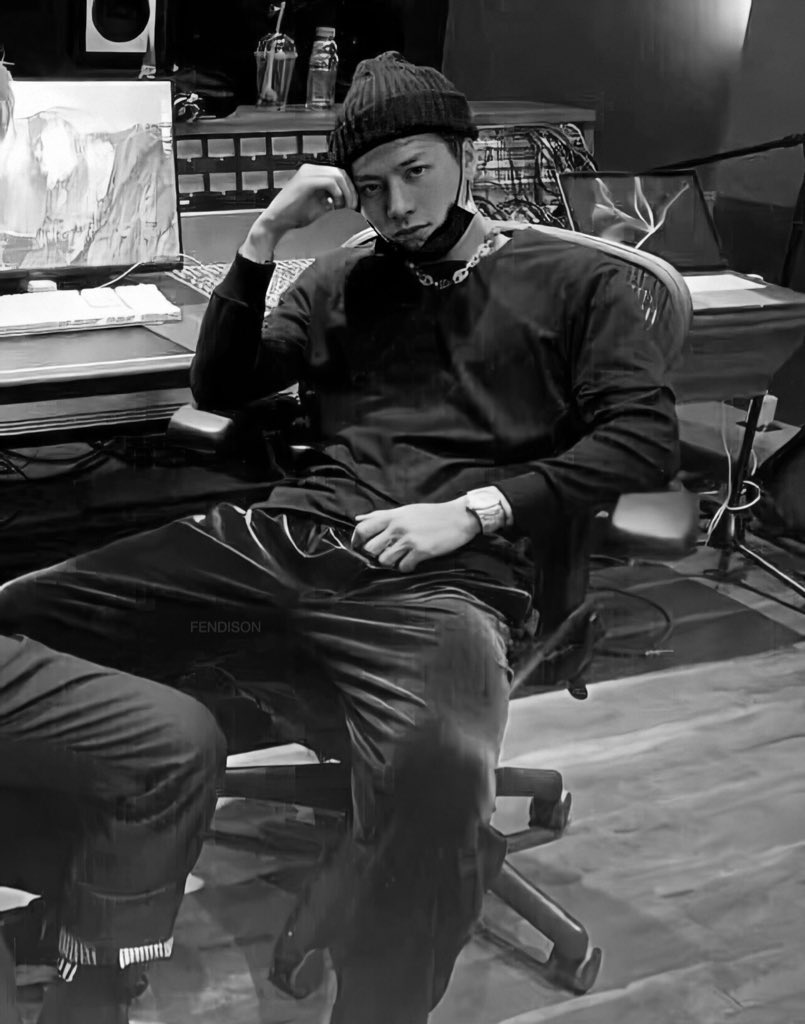 Jackson Wang but he gets softer as you scroll