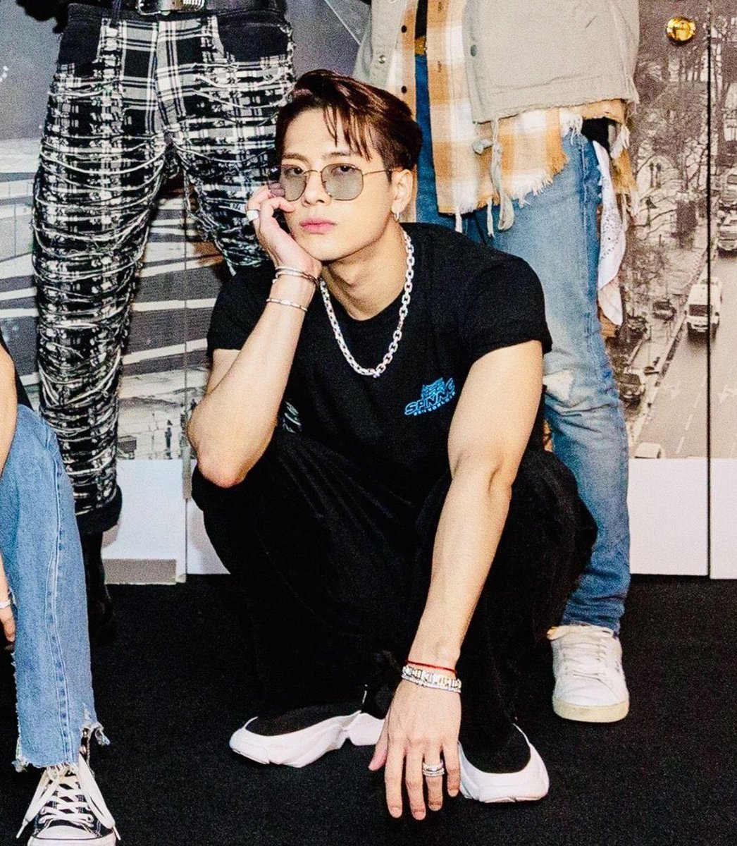 Jackson Wang but he gets softer as you scroll