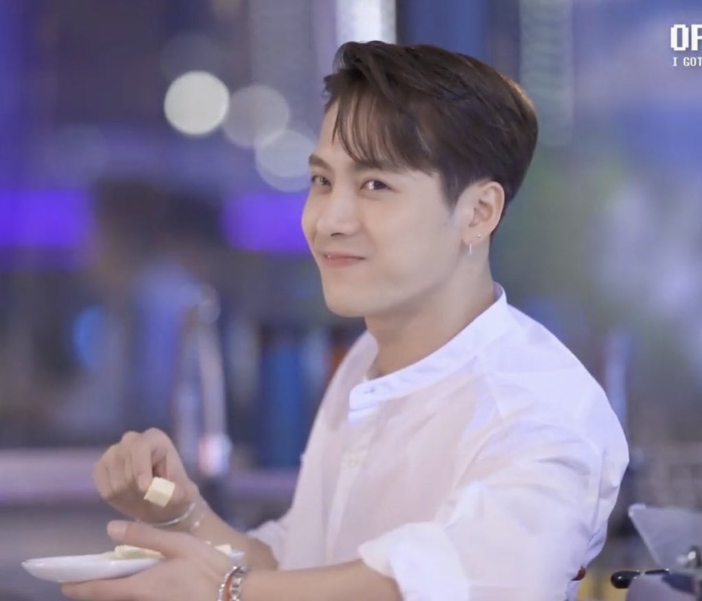 Jackson Wang but he gets softer as you scroll
