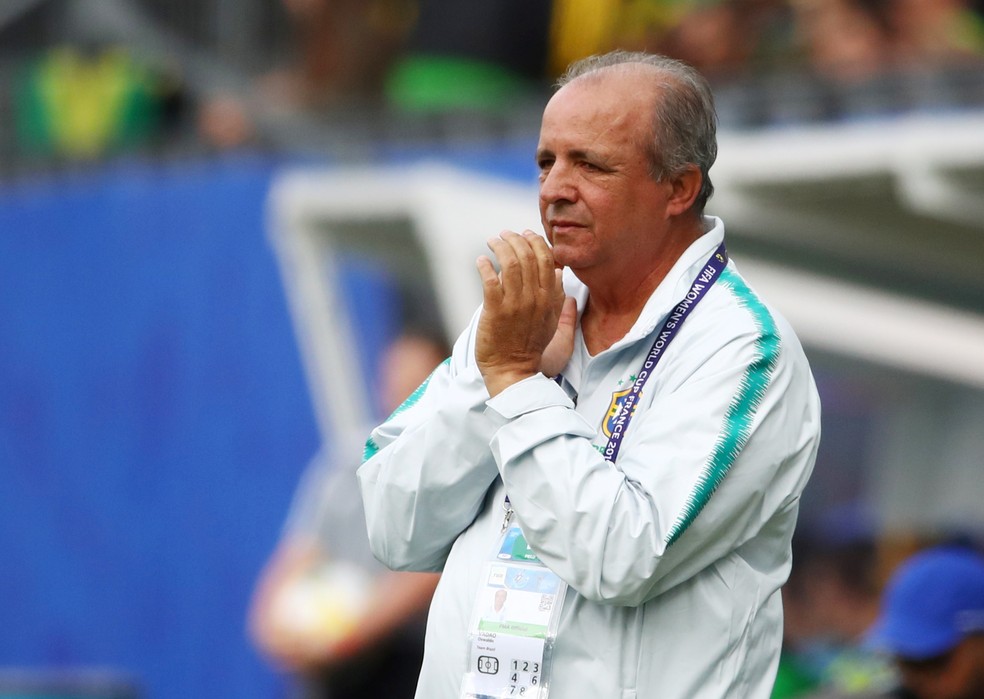 crmachados's tweet photo. Descanse em paz, comandante do Carrossel Caipira... ⚽️
@UOL: LUTO NO ESPORTE
Vadão, ex-técnico da seleção feminina de futebol, morre vítima de câncer https://t.co/4egWnUOcNs https://t.co/VVdKZLOmaB #futebol
#Luto #vadao #CarrosselCaipira
