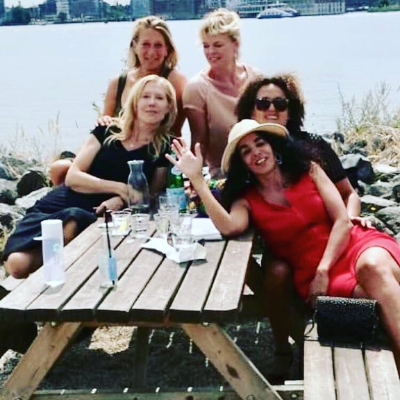 Zomers vergaderen met team Bedrijvige Vrouwen, juli 2019.