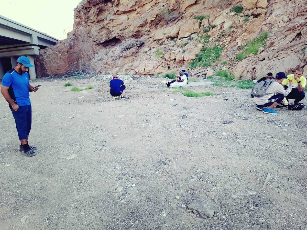 #فريق_المحج_للمشي
#صورة احد المشاركين الواضح بالصورة في مسار من وادي العامرات الي وادي عدي ذهاب واياب بتاريخ:٢٨/١٢/٢٠١٩ م الموافق يوم السبت.كان طول المسار ١٥ كيلو تقريبا. المدة ثلاث ساعات
المشارك
١.احمد الحبسي. ويعتبر من احد المستكشفون لمعظم مسارات ولاية العامرات