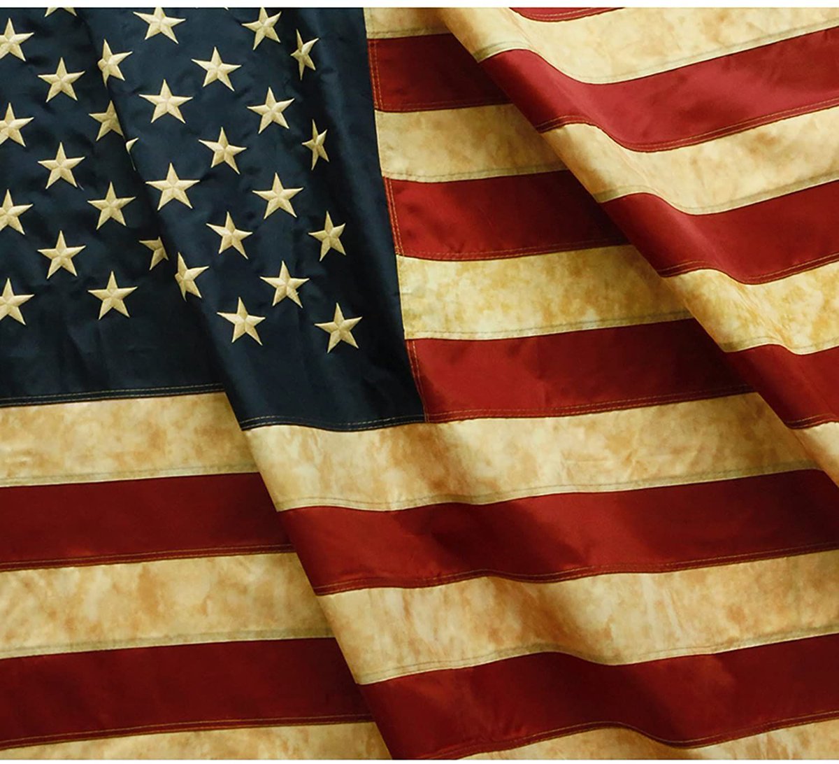 BIK Boom Trucks would like to take the day to honor all those who have given their lives to a cause much bigger than themselves. We thank all troops and veterans for your sacrifice on this Memorial Day!