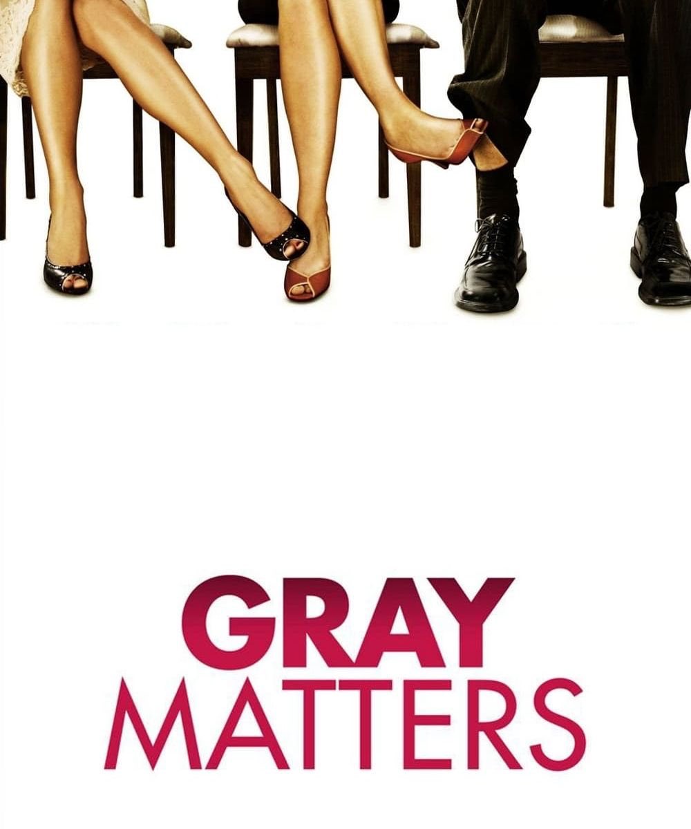 Gray Matters (2006)Une meuf tombe amoureuse de la nouvelle copine de son frère...... il m’a vrm fait rire tellement la situation est gênante mais c’est sympa/cocasse à regarder Je crois l’avoir regardé sur Amazon Prime US