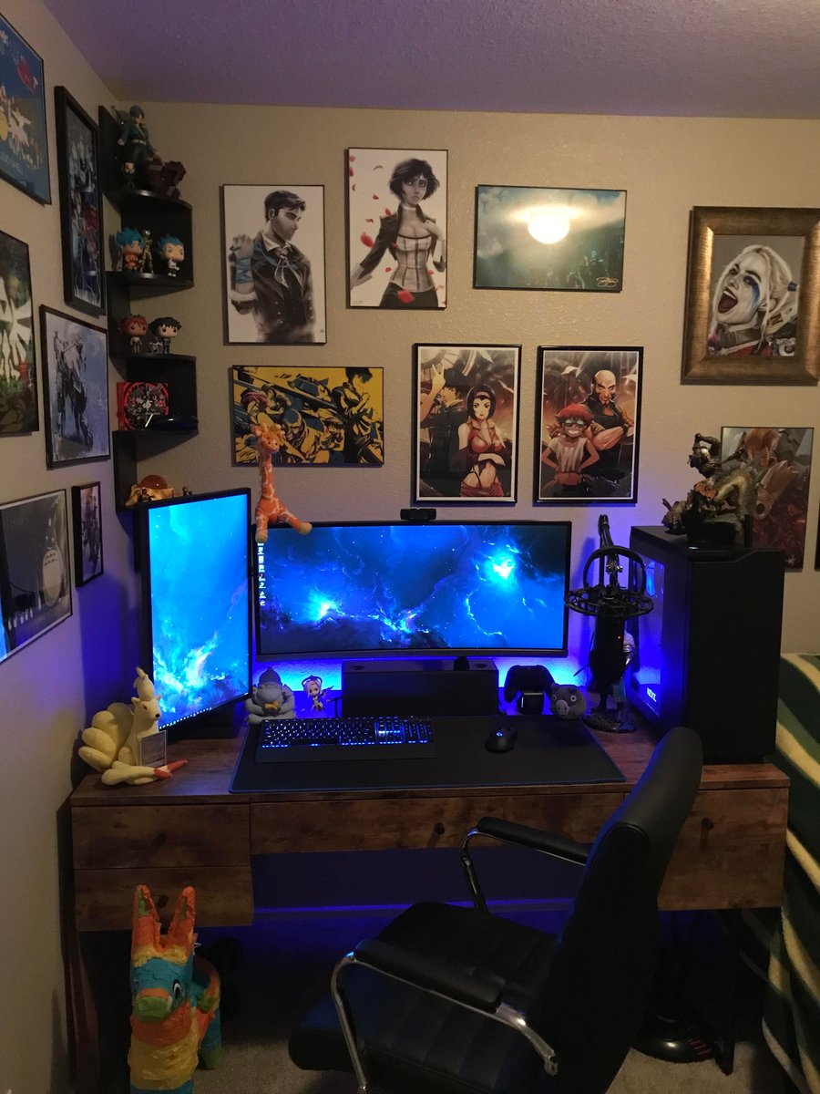 Featured image of post Gaming Setup With Anime Figures - There are very few hairstyles you can choose with.