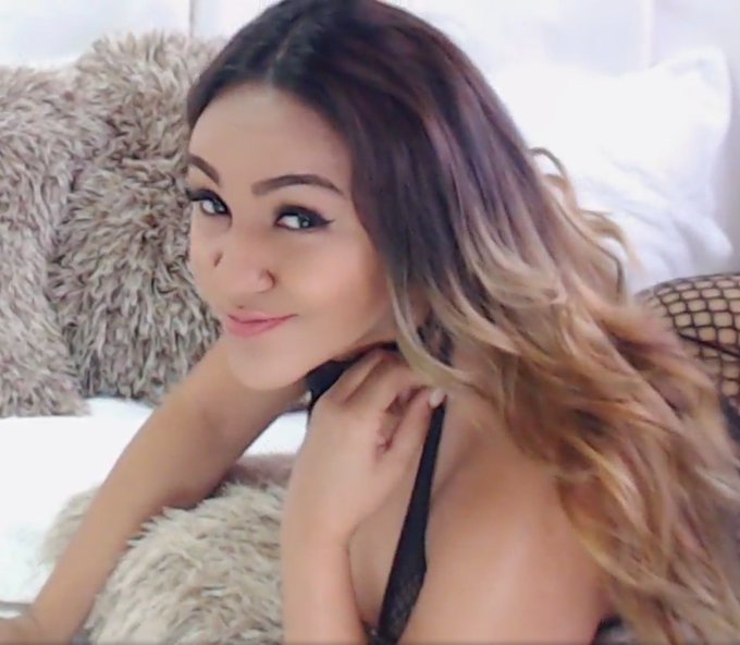 Im online @Flirt4Free @Flirt4FreeGirls https://t.co/lWpFPhdBwh<a class="tags" href="/tag/flirt4free">@flirt4free</a><a class="tags" href="/tag/flirt4free">@flirt4free</a><a href="/tag/nuevafotodeperfil"class="tags"><span>#nuevafotodeperfil</span></a>