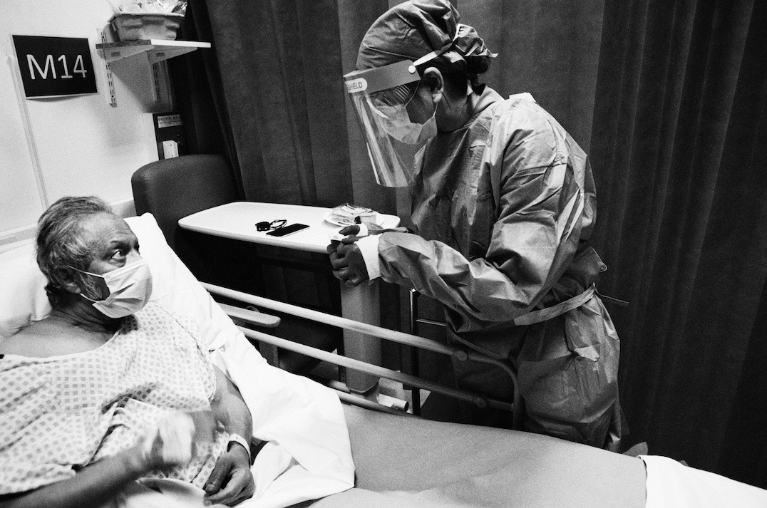 Giles Duley (@gilesduley) on Twitter photo For two weeks I’ve been documenting the response to Covid-19 by <a href="/ImperialNHS/">Imperial NHS 💙</a>
Here is my first report for <a href="/BritishGQ/">British GQ</a> on an Intensive Care Unit during a night shift
<a href="/instituteartist/">institute artist</a> <a href="/ILFORDPhoto/">ILFORD PHOTO</a>
gq-magazine.co.uk/gq-hype/articl… For two weeks I’ve been documenting the response to Covid-19 by <a href="/ImperialNHS/">Imperial NHS 💙</a>
Here is my first report for <a href="/BritishGQ/">British GQ</a> on an Intensive Care Unit during a night shift
<a href="/instituteartist/">institute artist</a> <a href="/ILFORDPhoto/">ILFORD PHOTO</a>
gq-magazine.co.uk/gq-hype/articl…