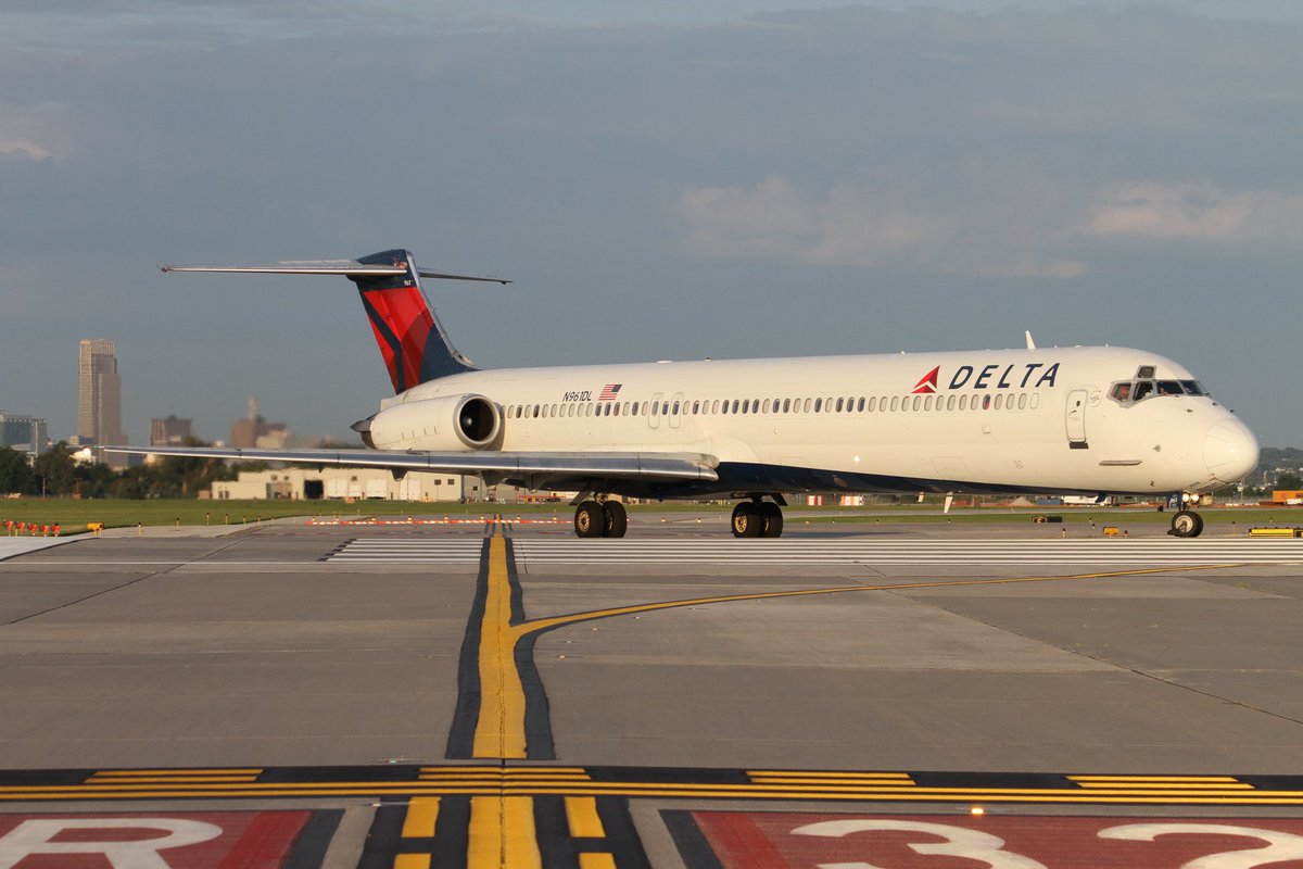 OMAairport's tweet photo. One week from today @Delta will fly their final MD-88 departure from @OMAairport as the airline retires this workhorse affectionately known as the Mad Dog. 🛫🐶 https://t.co/GKk8amLGFa