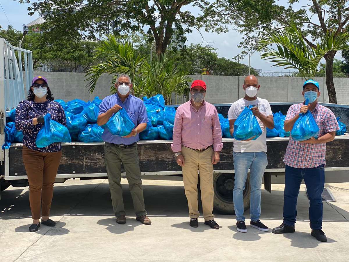 Hoy beneficiamos con la entrega  de raciones alimenticias a más de 300 familias de las comunidades Tavera, Yabanal, La Torre, El  Caimito y Las Canas.