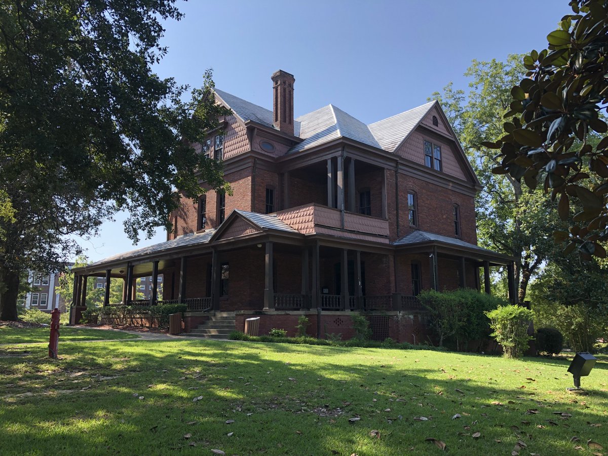 14. In 1900, Tuskegee students built The Oaks, an impressive home on campus for Booker T. Washington to work and entertain wealthy and important guests.