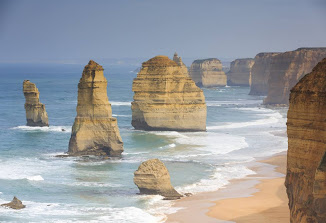 BrandonUh's tweet photo. Mi #Viajeideal es visitar el país de Australia, lo considero el país más hermoso del mundo por sus impresionantes recursos naturales y los hermosos diseños de sus estructuras. @EAreyzaga  #Algúndía https://t.co/L4GbQhSguX