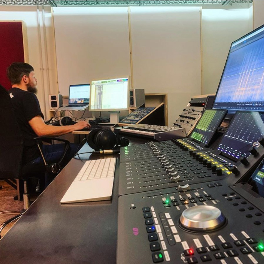 AvidProTools's tweet photo. 📷 https://t.co/e3cuZ9YUts
▶️ https://t.co/uJld3ekVmA
⠀
#foley #avid1 #audiopost #daw #protools #avid https://t.co/gr152BoQLn