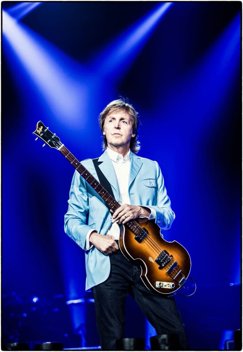 Paul McCartney but he gets older as you scroll down.