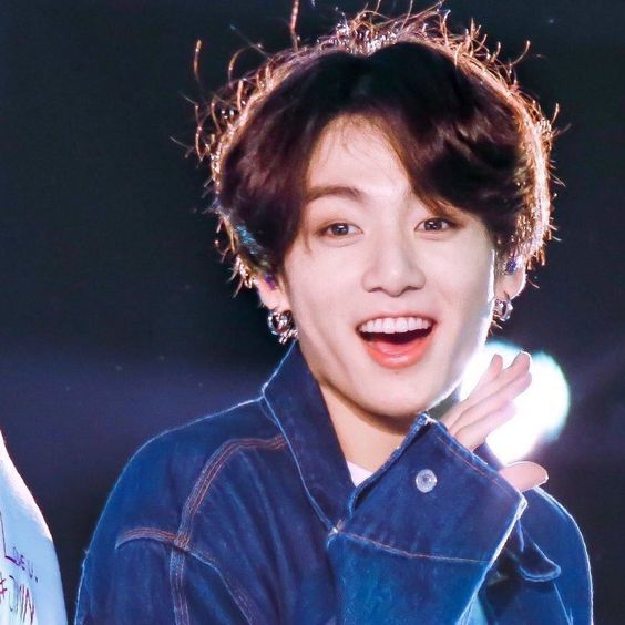 a thread of jungkook and marks sparkly eyes · ✧ . * ⊹ · ˚