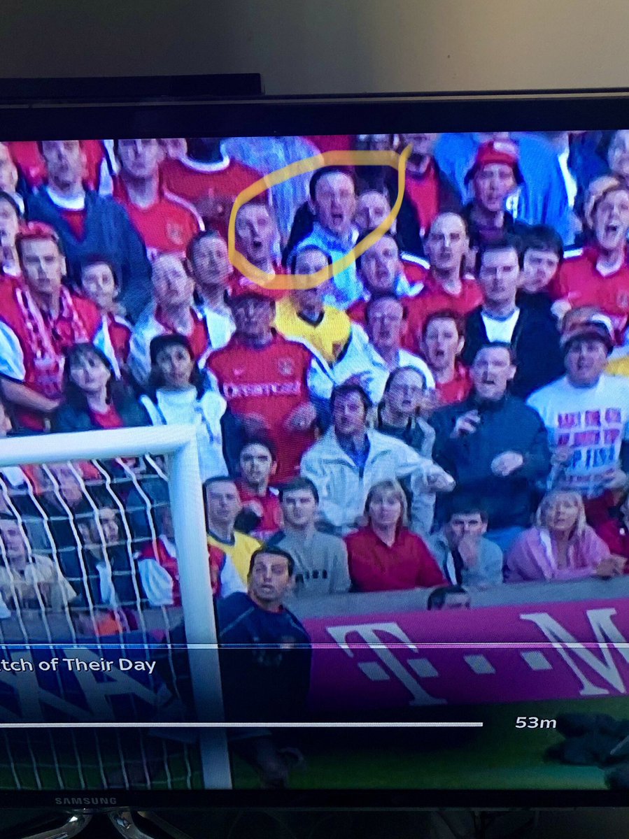 DanielClay's tweet image. Lockdown has come to this. I’ve started looking for myself in the crowd at FA Cup Finals. Here’s 2002 witnessing Ray Parlour’s gem. #SelfAbsorbed #Arsenal