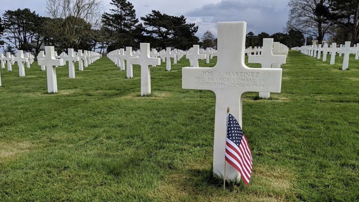 TheMotoMethod's tweet photo. "When you go home tell them of us and say for your tomorrow we gave our today." 
- Unknown

On this Memorial Day, please take time to remember those who have and continue to sacrifice for our freedoms. I wish all my friends in the United States an enjoyable Memorial Day!! 🇺🇸 https://t.co/ZobIiqe6Yc