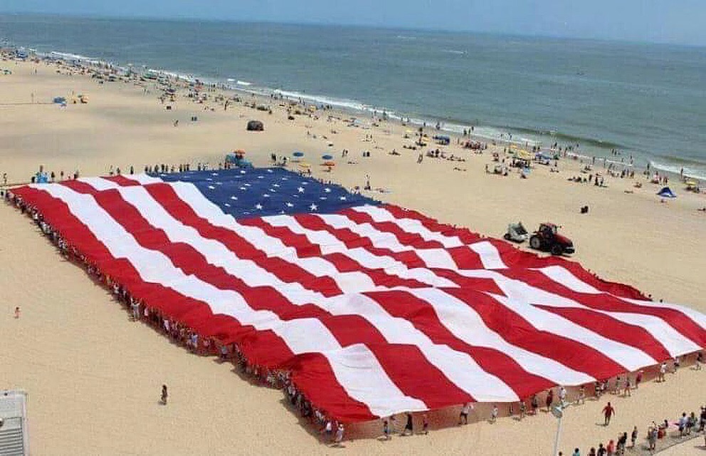 Happy Memorial Day! Today we honor those who gave their life fighting for our freedom. Thank you to all of those who have served and are currently serving our country today!🇺🇸